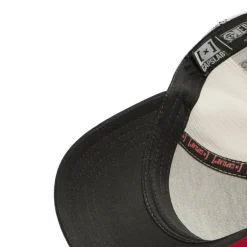 Casquette Trucker One Piece Luffy Snapback Rouge - Capslab